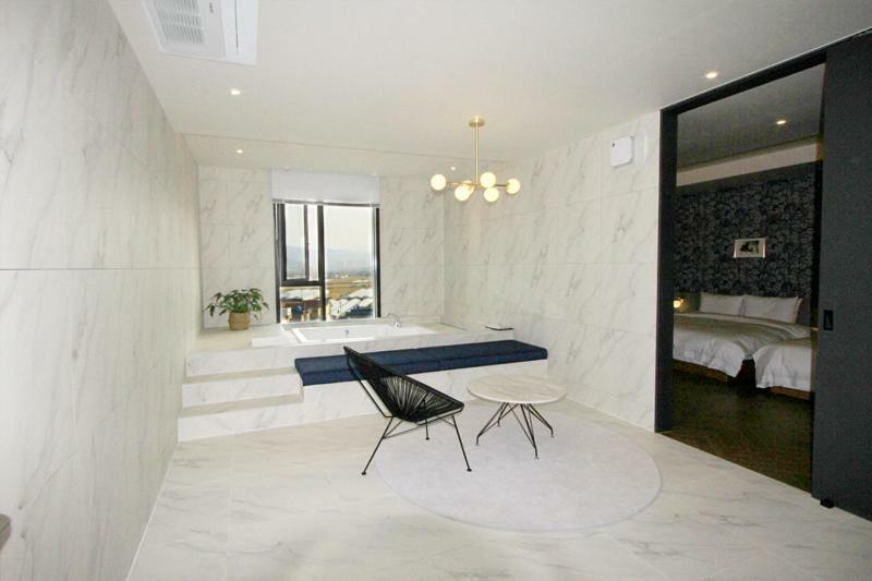 Perfect Hotel Gimhae Екстер'єр фото
